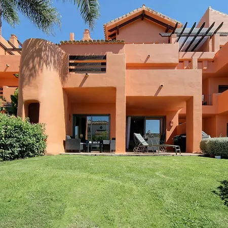 Garden Near The Apartamento Estepona