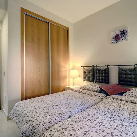 Appartement Garden Near The *